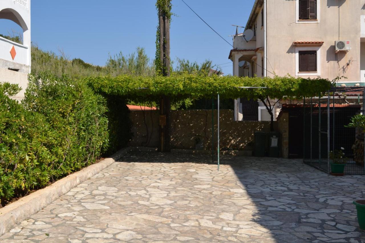 Apartment Lora Pag Town Εξωτερικό φωτογραφία