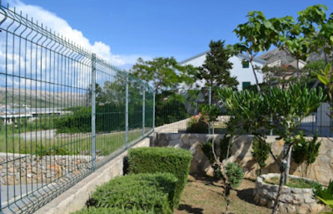Apartment Lora Pag Town Εξωτερικό φωτογραφία